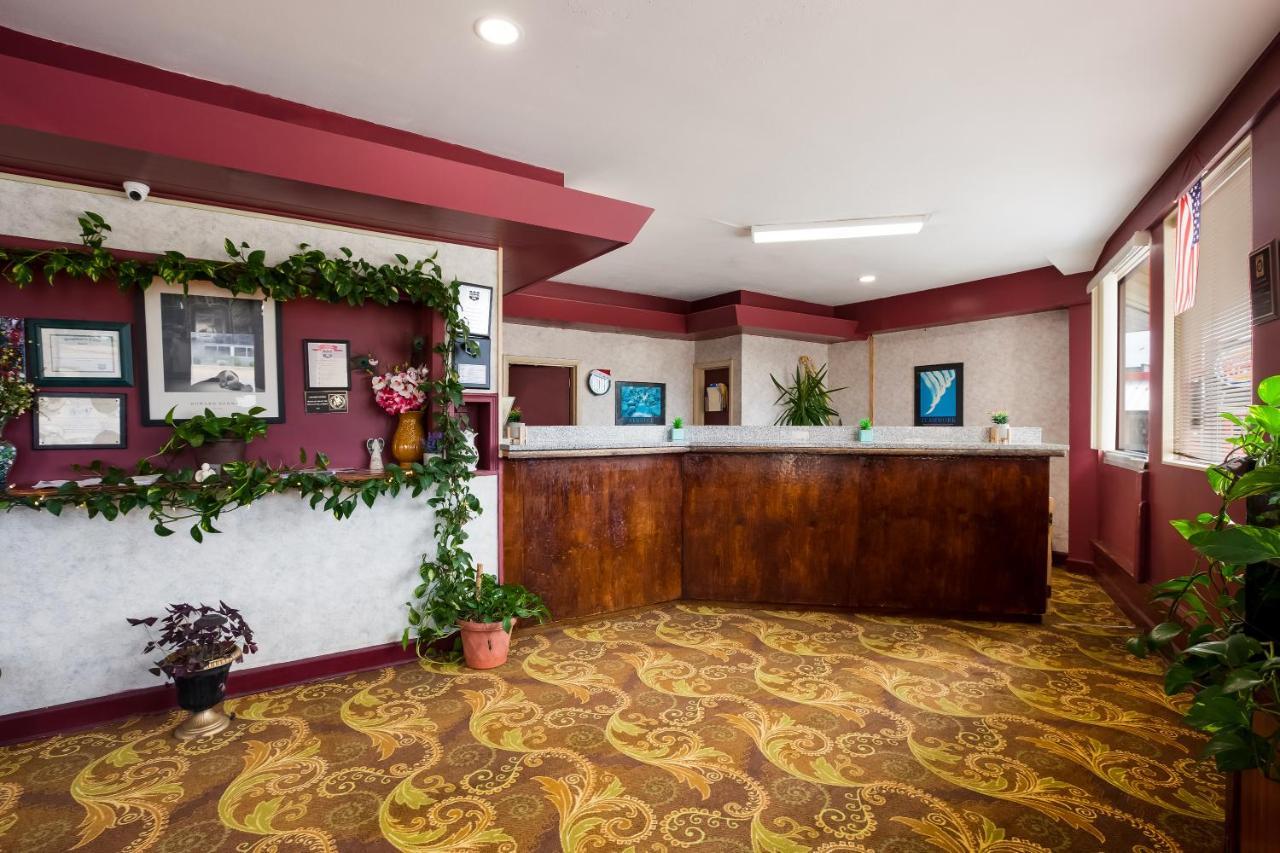 Knights Inn Fayetteville - Fort Bragg Экстерьер фото