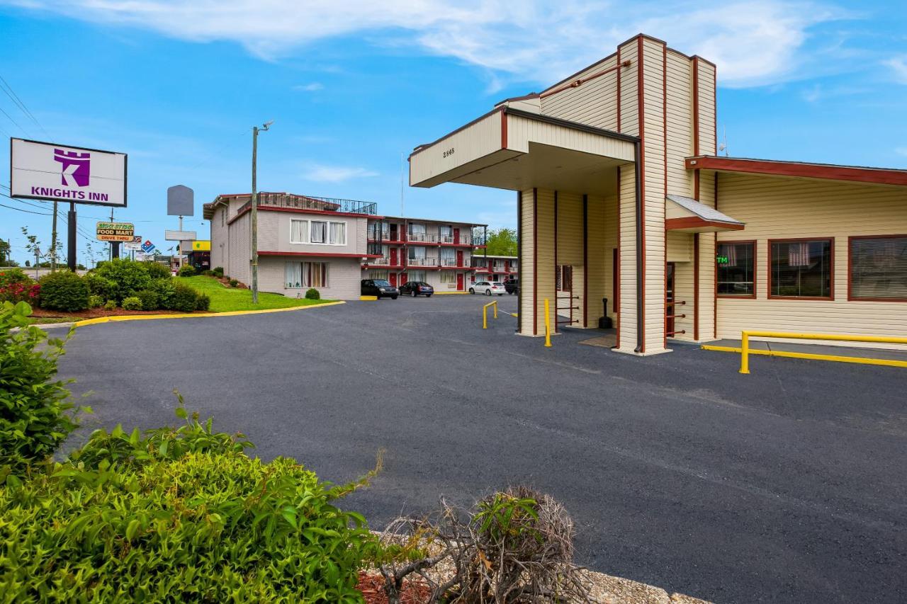 Knights Inn Fayetteville - Fort Bragg Экстерьер фото